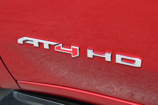 Used 2022 GMC Sierra 2500 AT4 w/ AT4 Premium Plus Package image 18