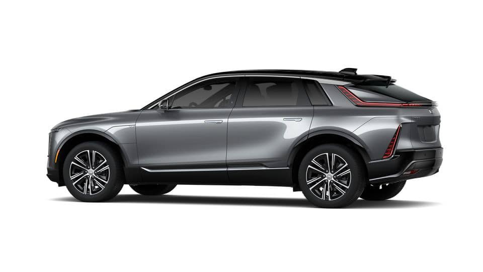 New 2026 Cadillac Lyriq Luxury RWD image 24