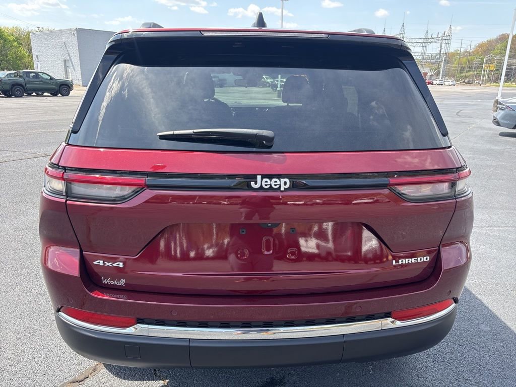 Used 2024 Jeep Grand Cherokee Laredo X w/ Luxury Tech Group I image 4