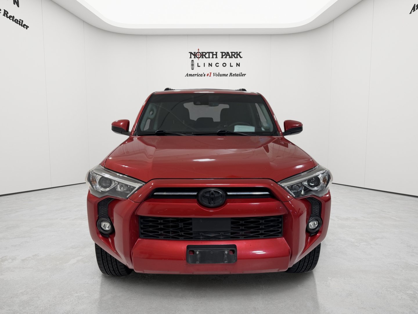 Used 2021 Toyota 4Runner SR5 RWD image 8