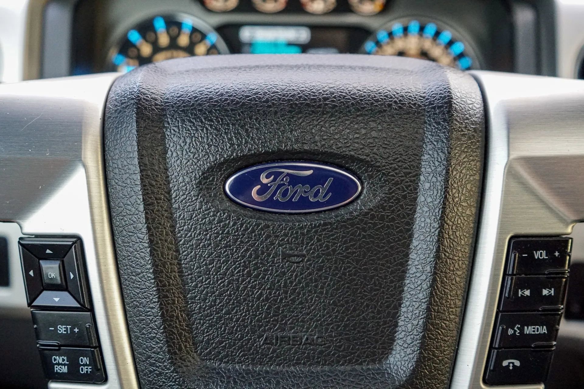 Used 2011 Ford F150 Platinum AWD/4WD image 24