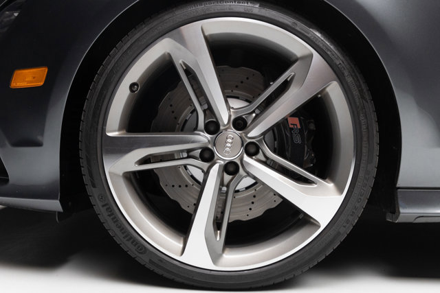 Used 2016 Audi RS 7 Prestige w/ Carbon-Optic Package image 5