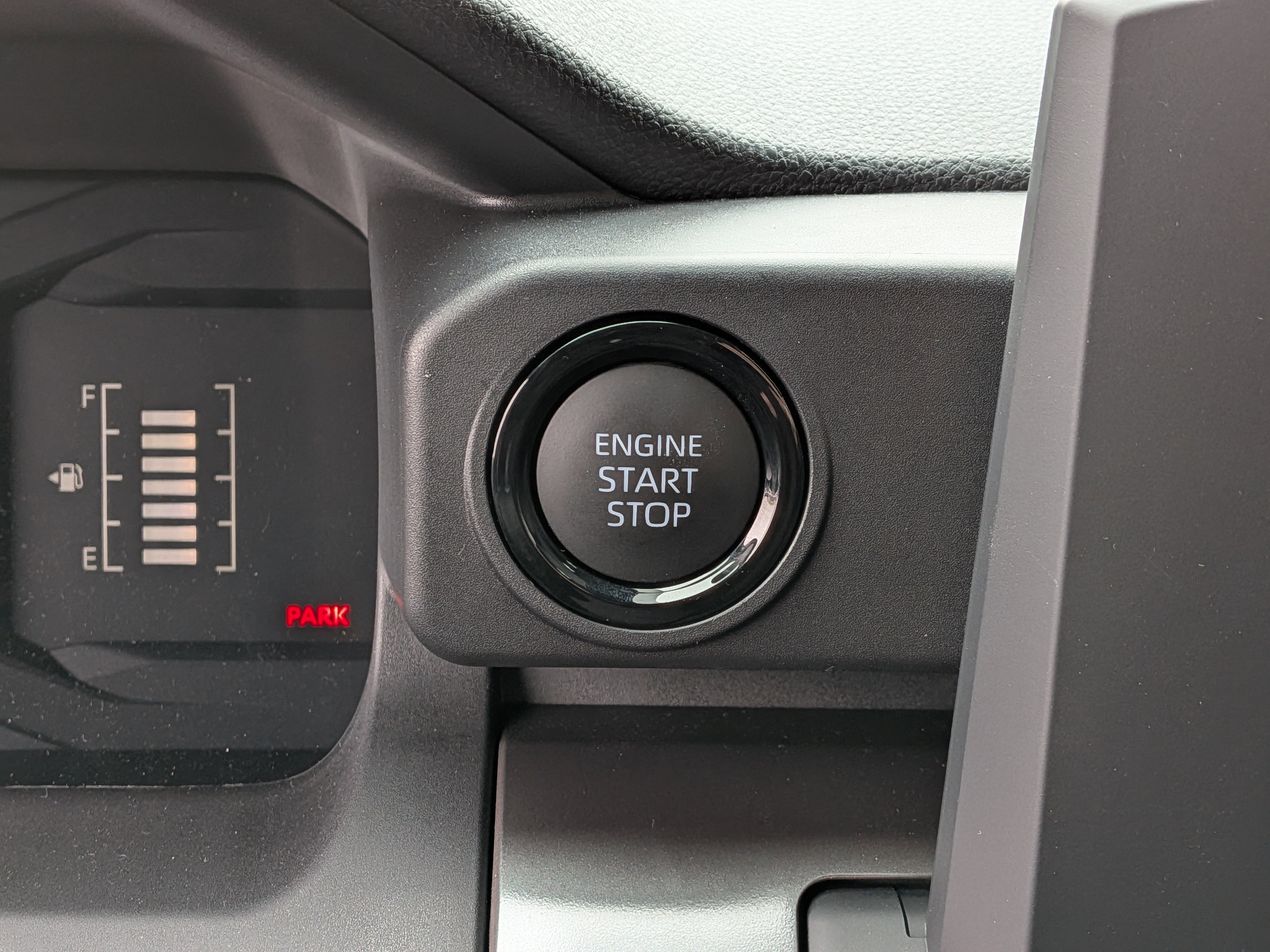 Used 2025 Toyota Tacoma SR5 image 27