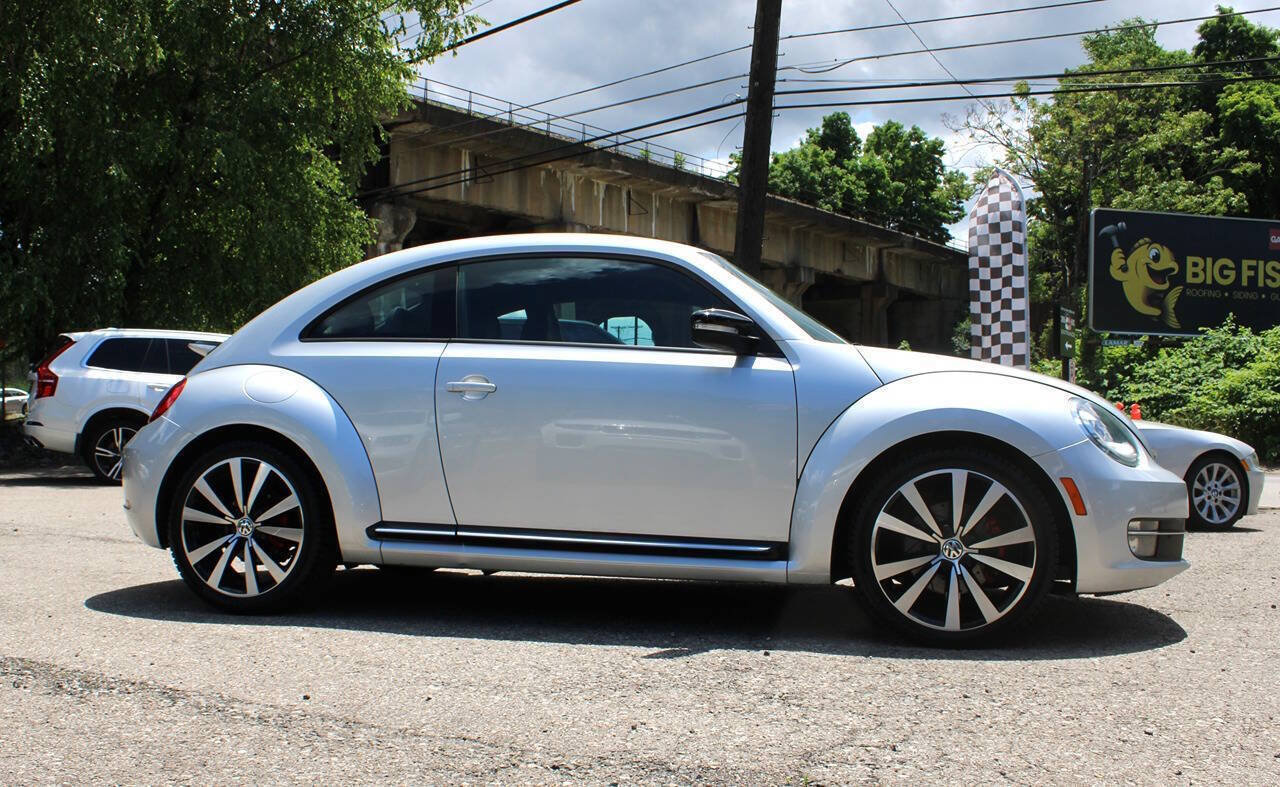 Used 2012 Volkswagen Beetle 2.0T FWD image 9