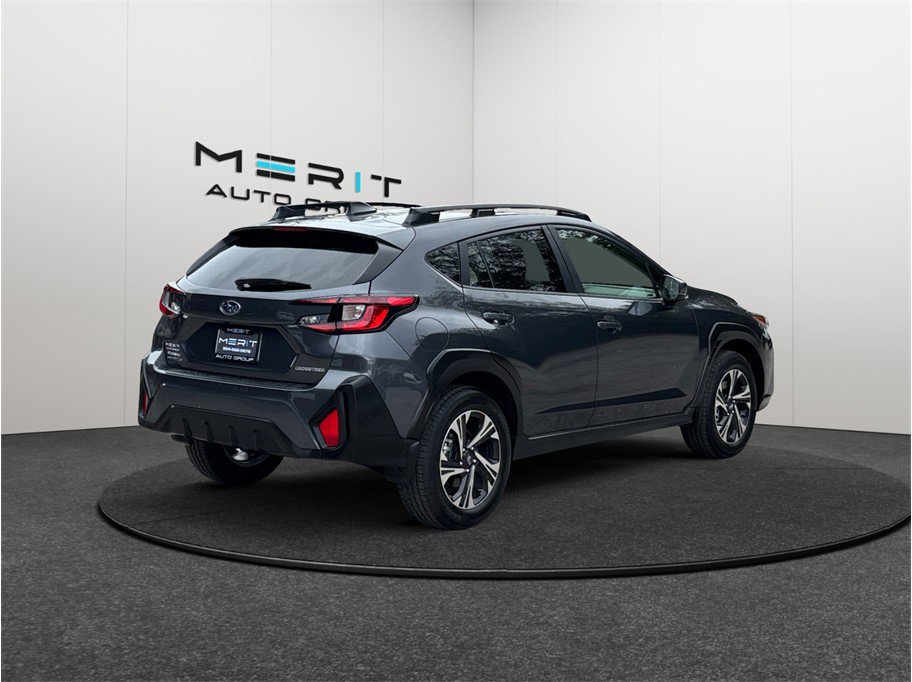 Used 2024 Subaru Crosstrek 2.0i Premium AWD/4WD image 9