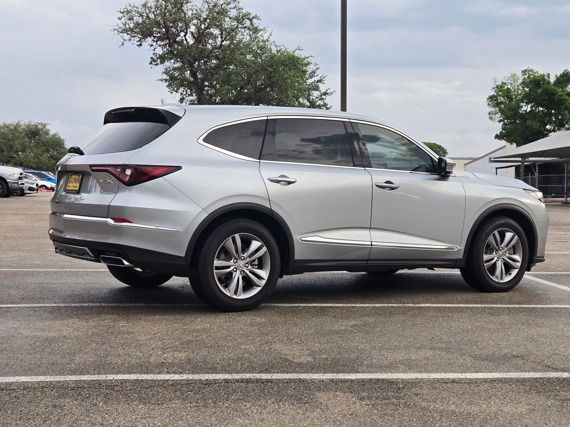 Used 2026 Acura MDX FWD image 3
