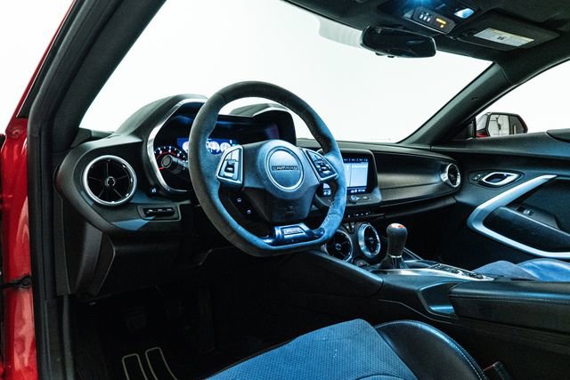 Used 2019 Chevrolet Camaro SS image 21