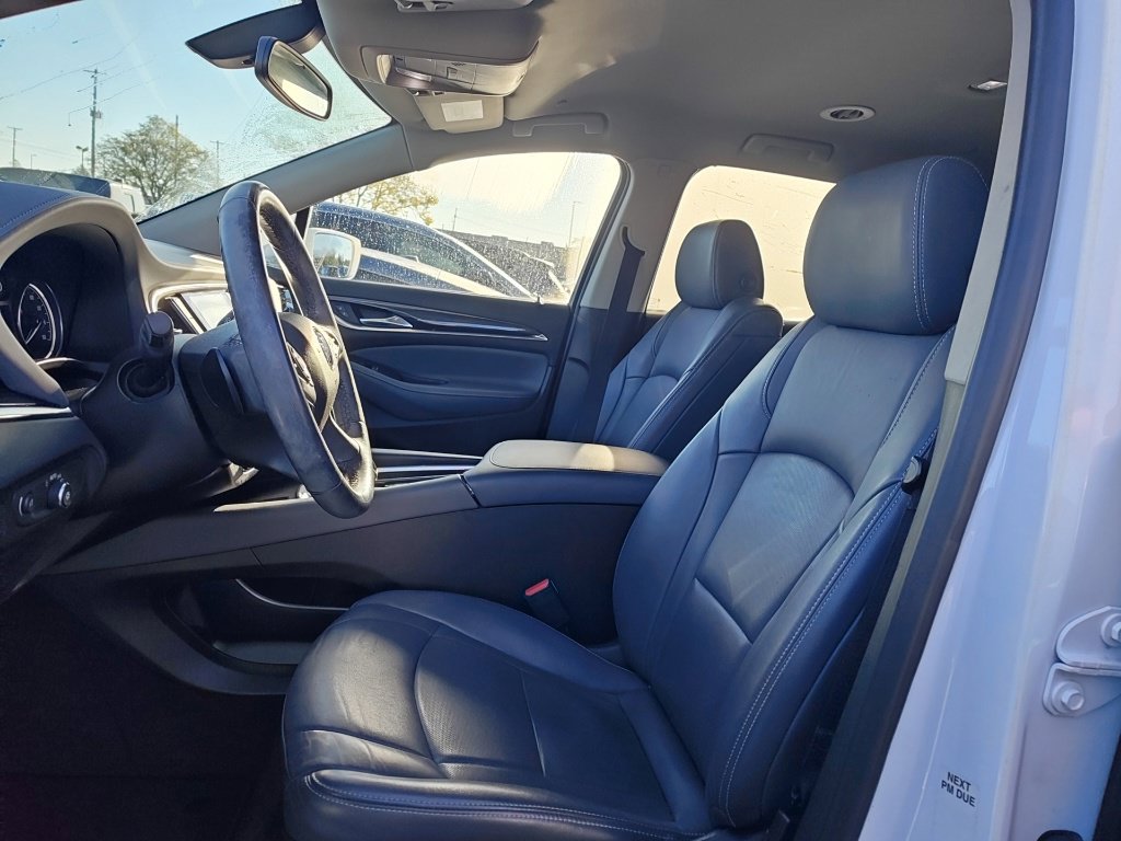 Used 2020 Buick Enclave Essence w/ Sound and Sites Package FWD image 7