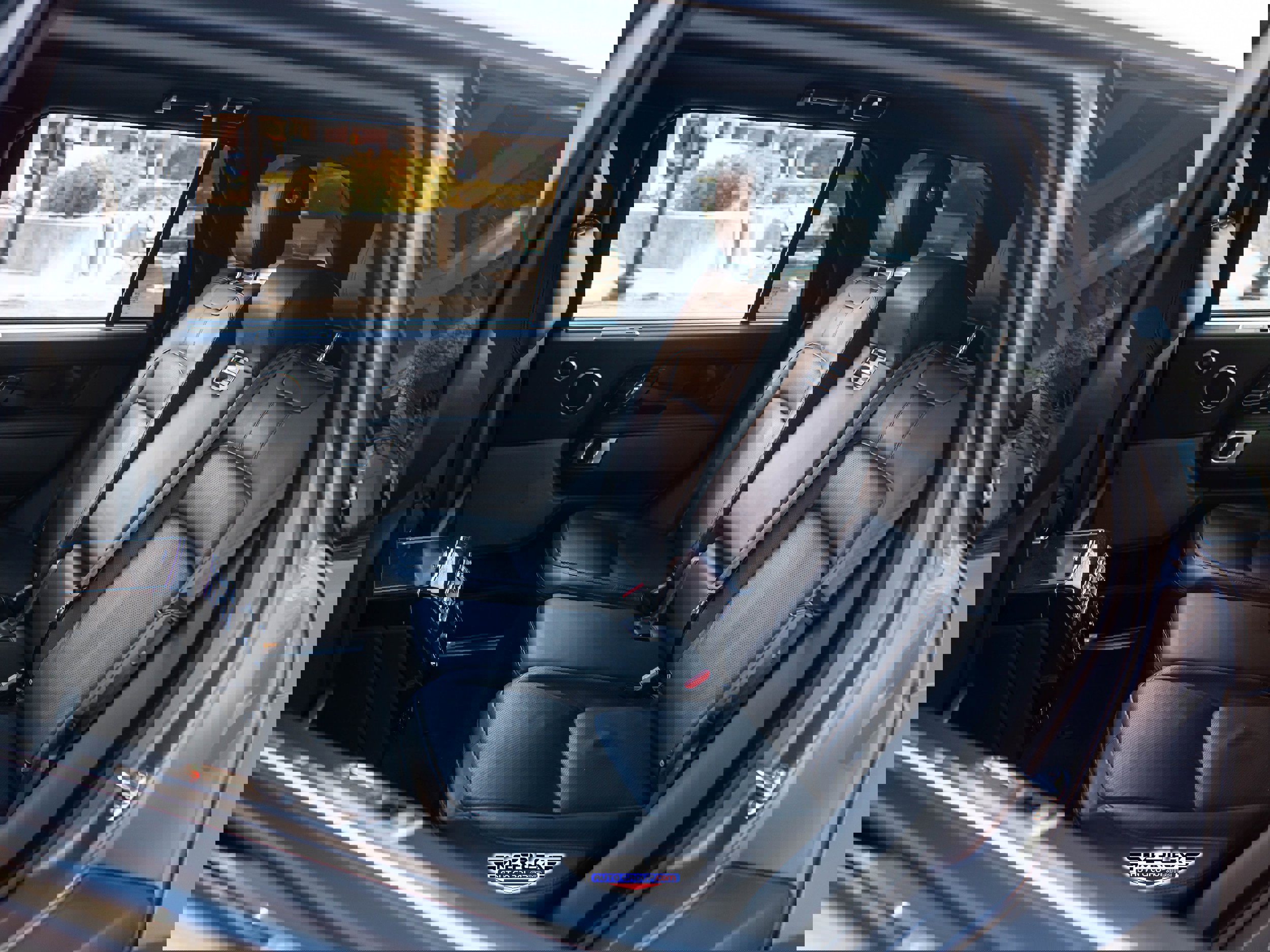 Used 2020 Land Rover Range Rover Long Wheelbase HSE image 20