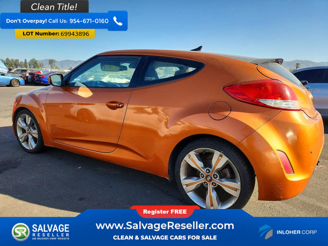 Used 2012 Hyundai Veloster w/ Style Pkg FWD image 3