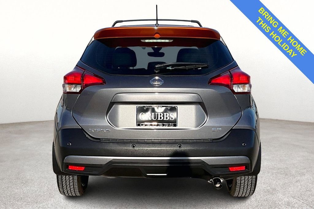 Used 2020 Nissan Kicks SR w/ SR Premium Package image 6