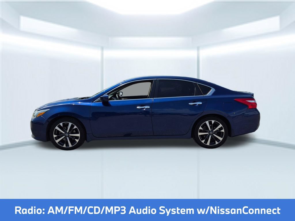 Used 2016 Nissan Altima 2.5 SR w/ LED Appearance Package FWD image 2