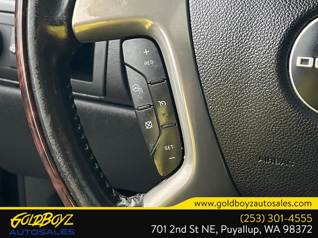 Used 2014 GMC Yukon Denali image 35