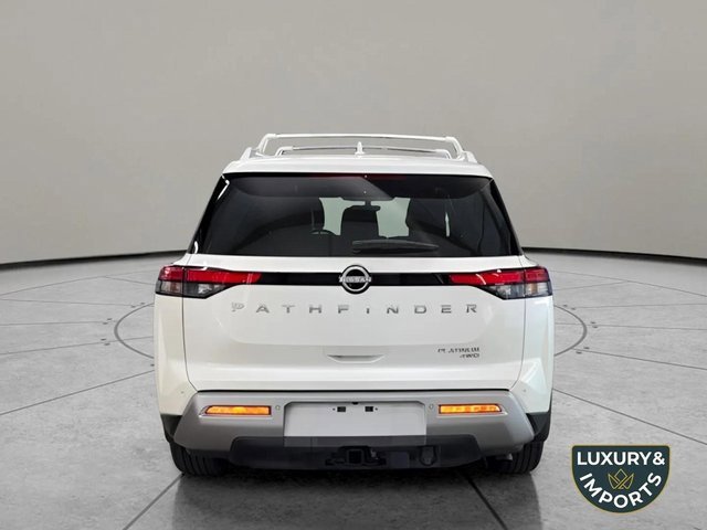 Used 2024 Nissan Pathfinder Platinum image 6