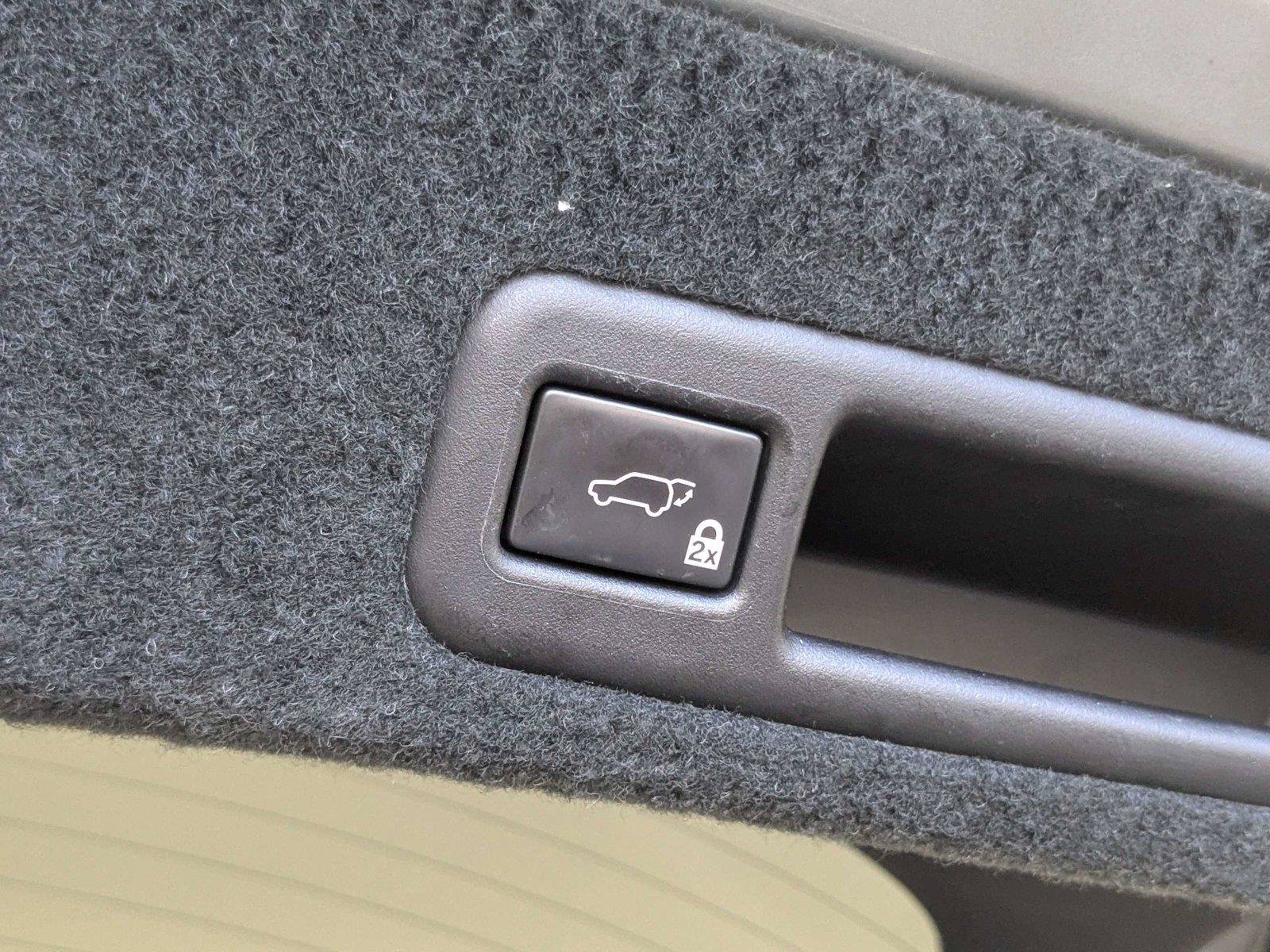 Used 2019 Lexus RX 450h AWD w/ Luxury Package image 8