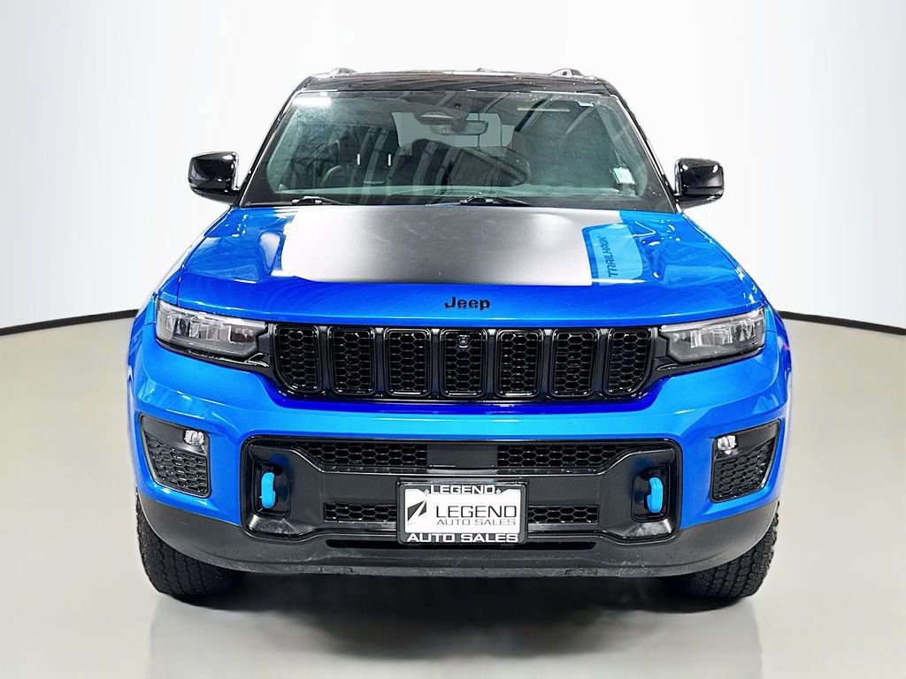 Used 2022 Jeep Grand Cherokee Trailhawk image 2