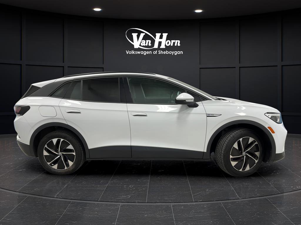 Used 2022 Volkswagen ID.4 Pro image 2