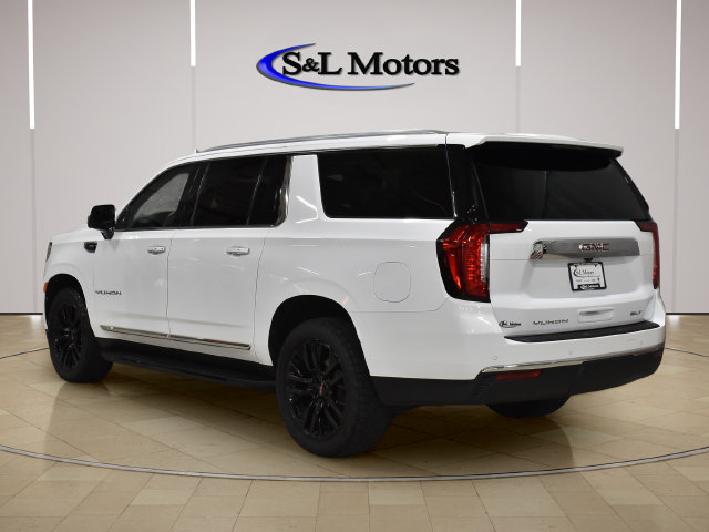 Used 2021 GMC Yukon XL SLT w/ SLT Premium Package AWD/4WD image 5