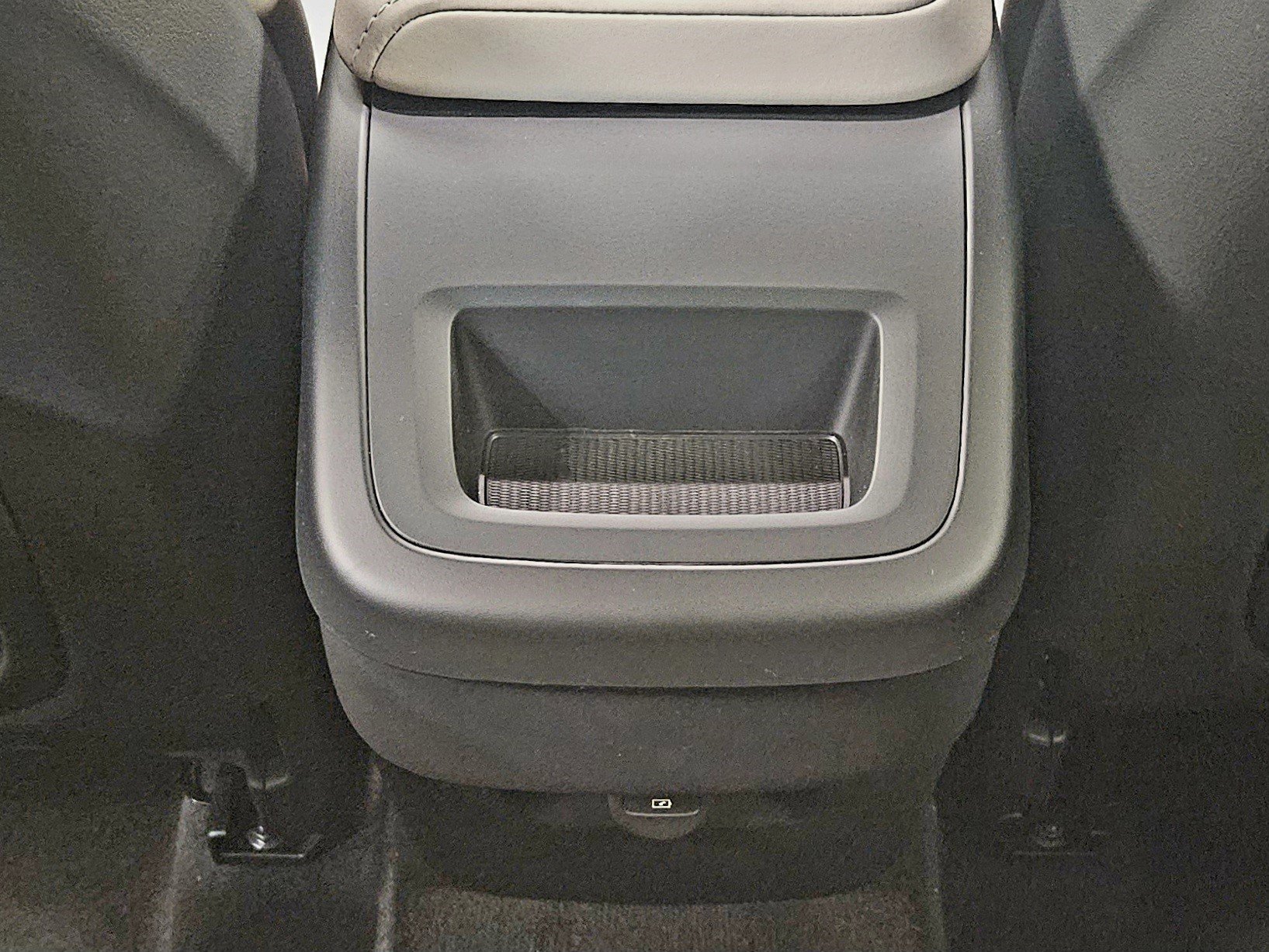 New 2026 Volvo XC60 B5 Core image 43