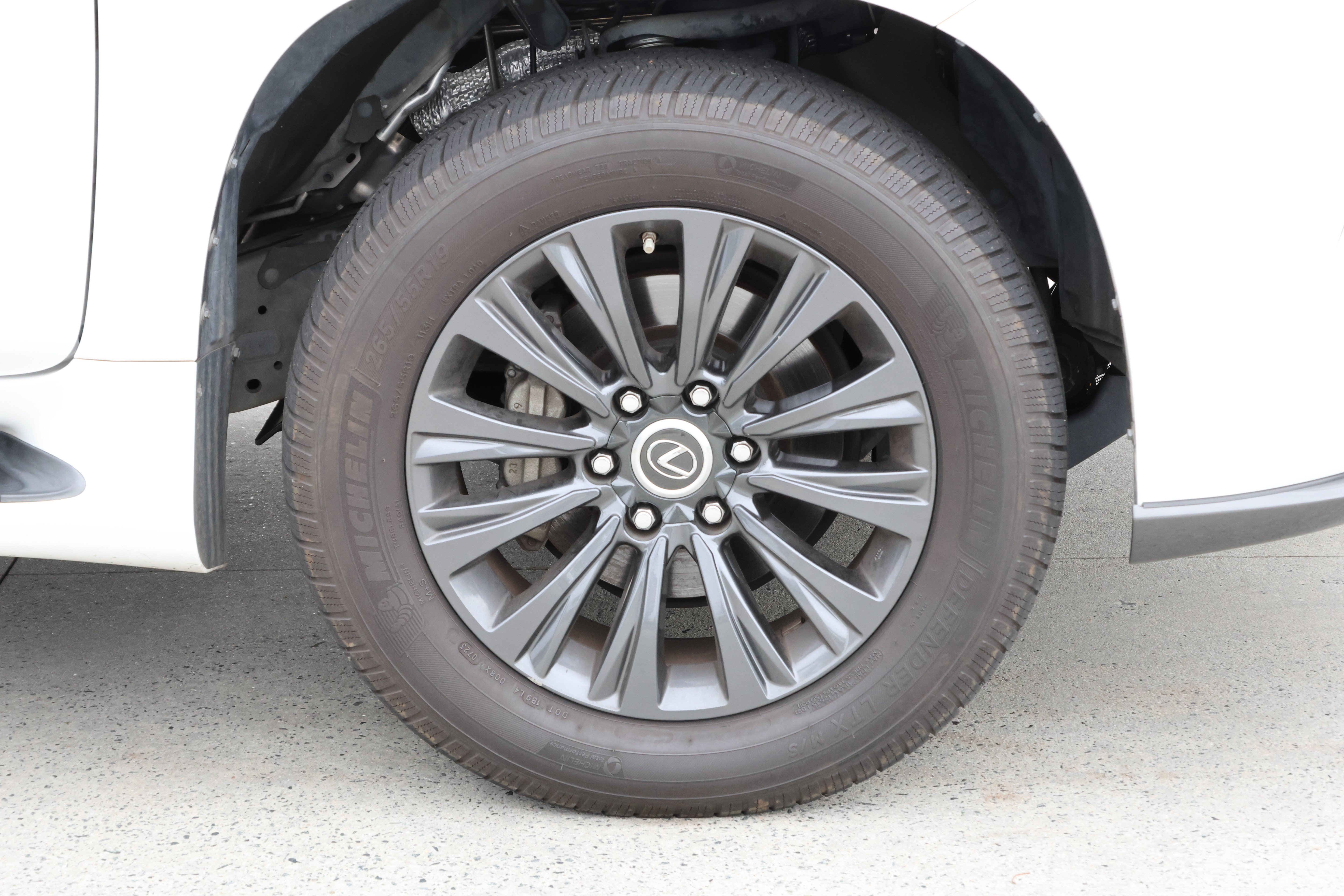 Certified 2020 Lexus GX 460 Premium AWD/4WD image 11