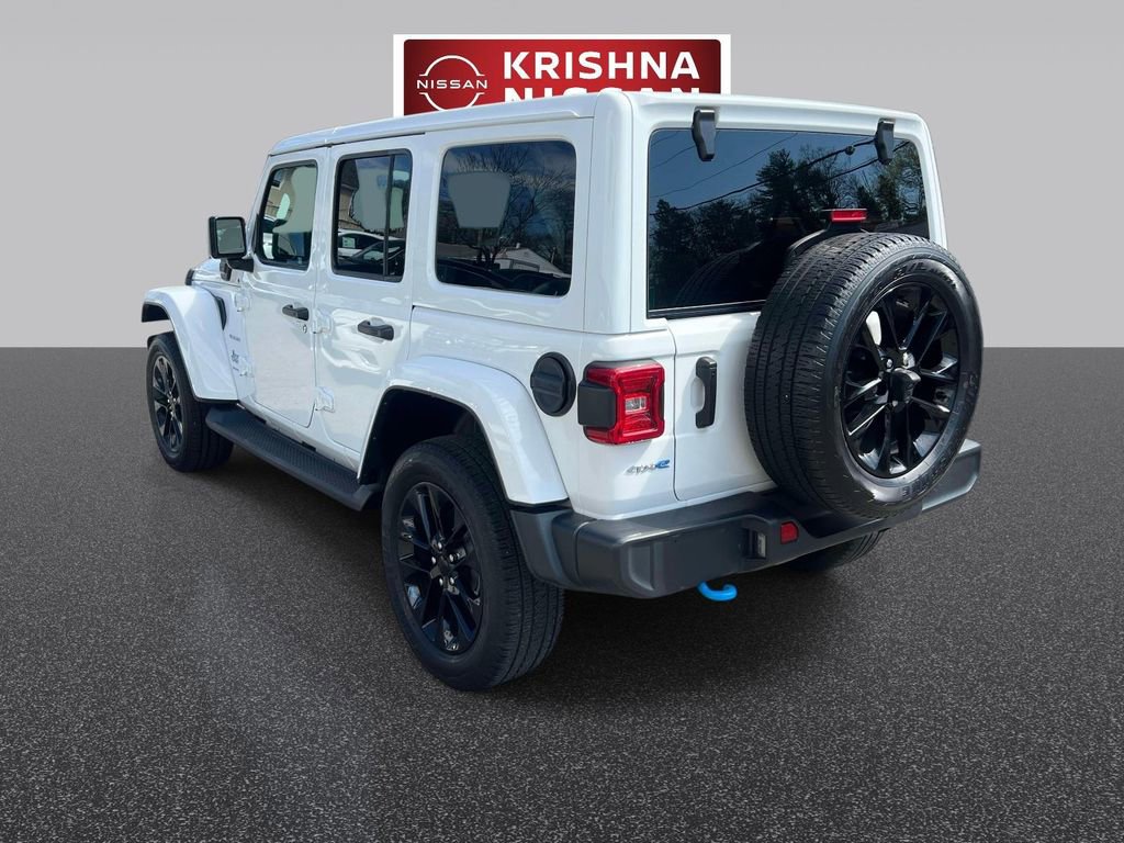 Used 2023 Jeep Wrangler Unlimited Sahara w/ Cold Weather Group image 6