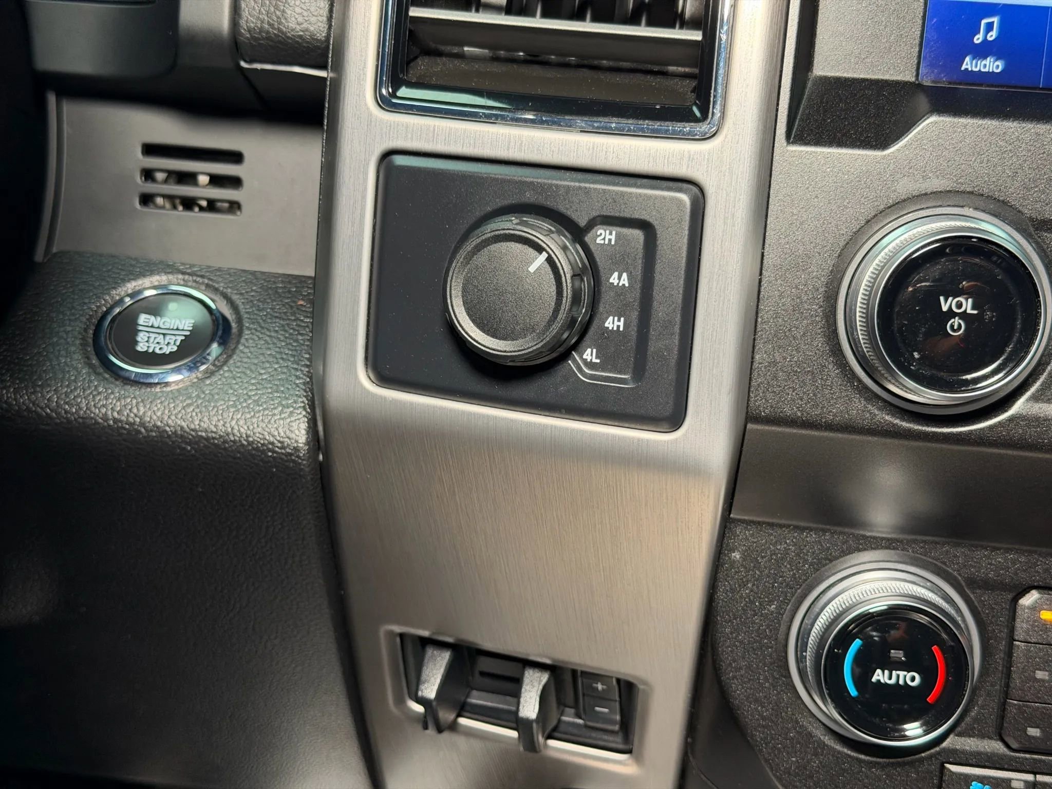 Used 2019 Ford F150 Platinum image 48