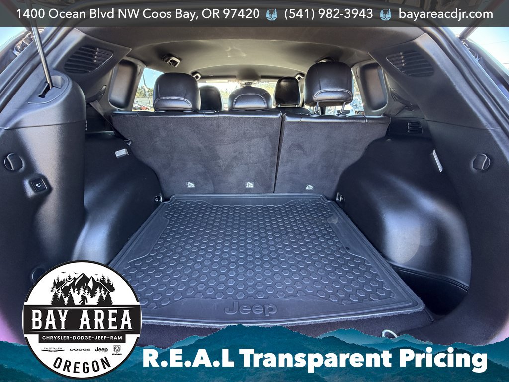 Used 2025 Jeep Compass Latitude w/ Convenience Group AWD/4WD image 7