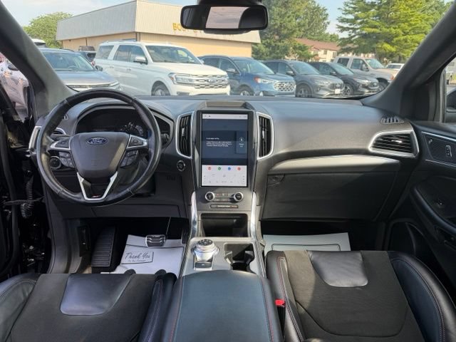 Used 2023 Ford Edge ST w/ Equipment Group 401A AWD/4WD image 2