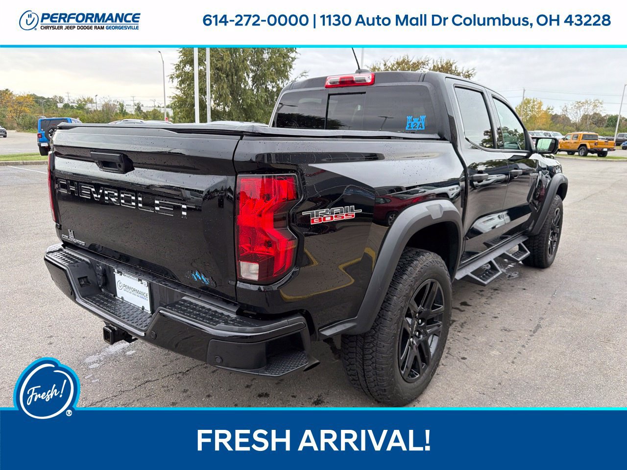 Used 2024 Chevrolet Colorado Trail Boss w/ Advanced Trailering Package AWD/4WD image 10