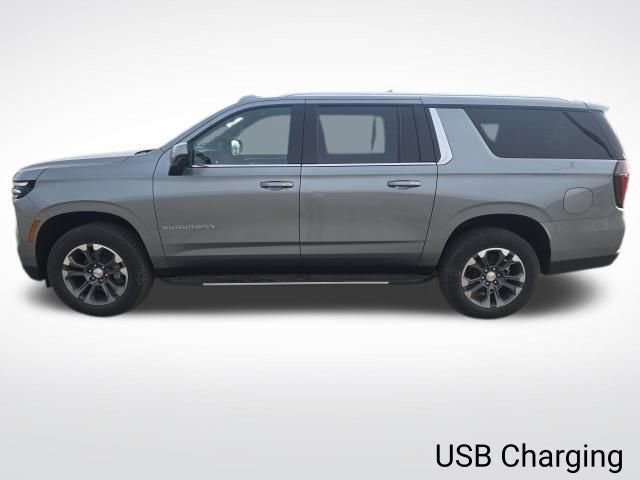 New 2026 Chevrolet Suburban LS image 2