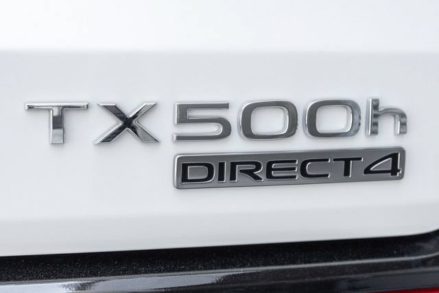 Used 2025 Lexus TX 500h AWD w/ Technology Package image 6
