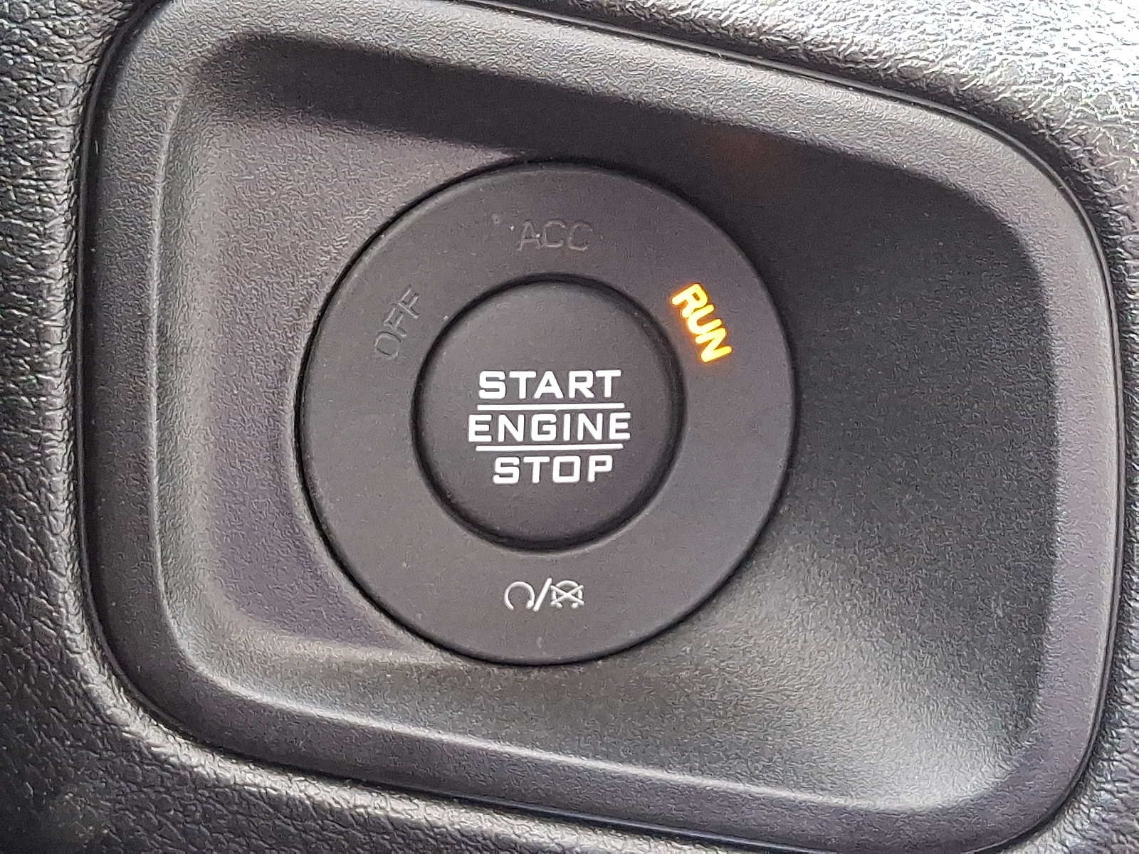 Used 2024 Jeep Wrangler Sport AWD/4WD image 22