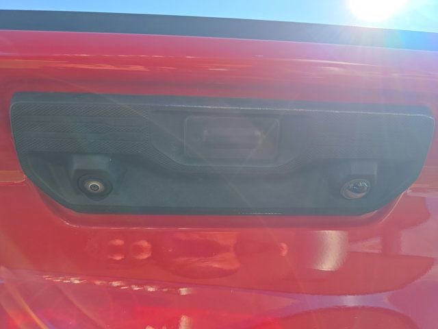 Used 2022 Chevrolet Silverado 1500 Custom image 14