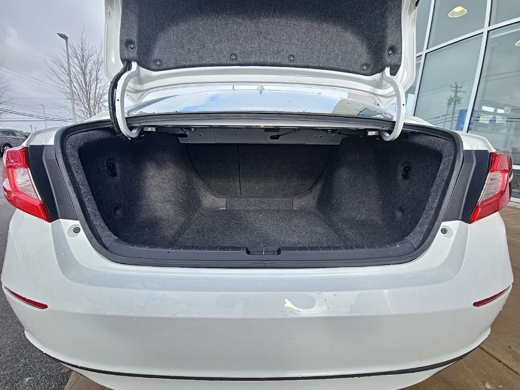 Used 2018 Honda Accord EX image 28