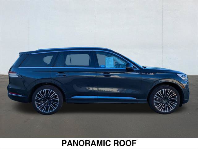 Used 2023 Lincoln Aviator Black Label w/ Class IV Trailer Tow Package AWD/4WD image 6