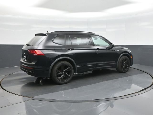 Used 2023 Volkswagen Tiguan SE R-Line FWD image 7
