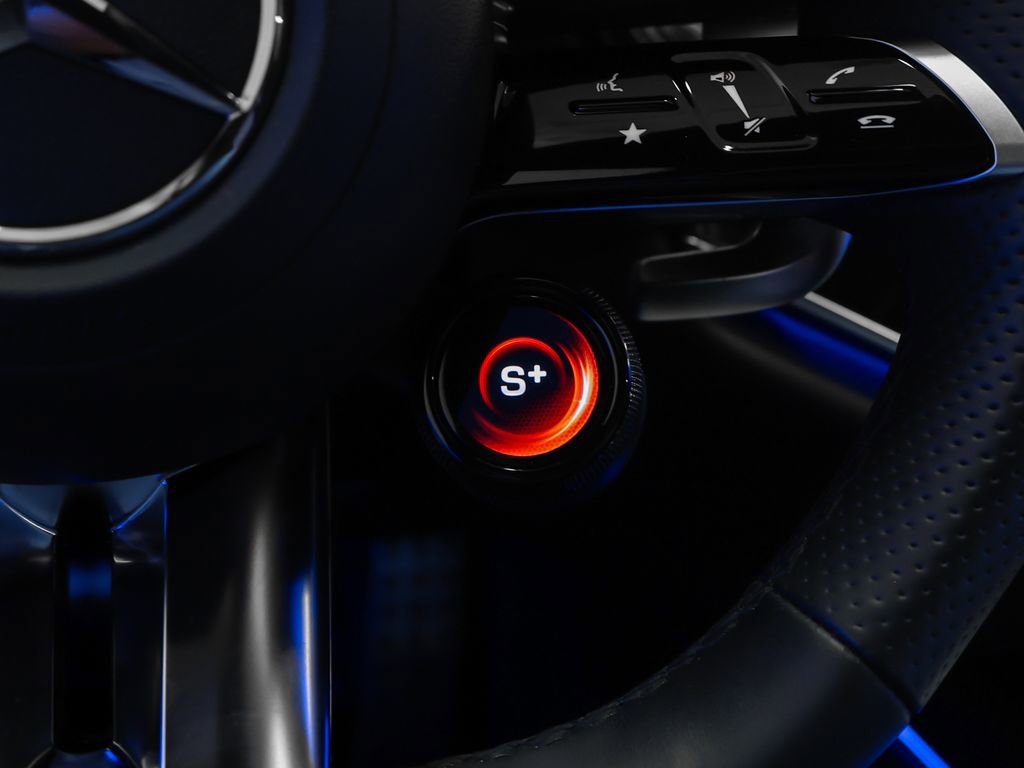 Used 2025 Mercedes-Benz E 53 AMG e 4MATIC Sedan image 56