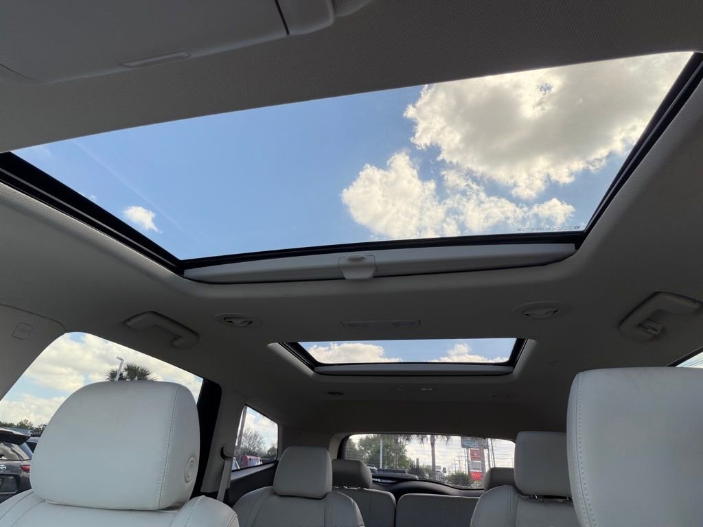 Used 2024 Buick Enclave Essence w/ Experience Buick Package image 21