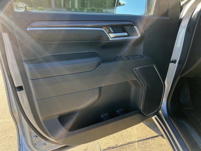 Used 2024 Chevrolet Silverado 1500 LT AWD/4WD image 23