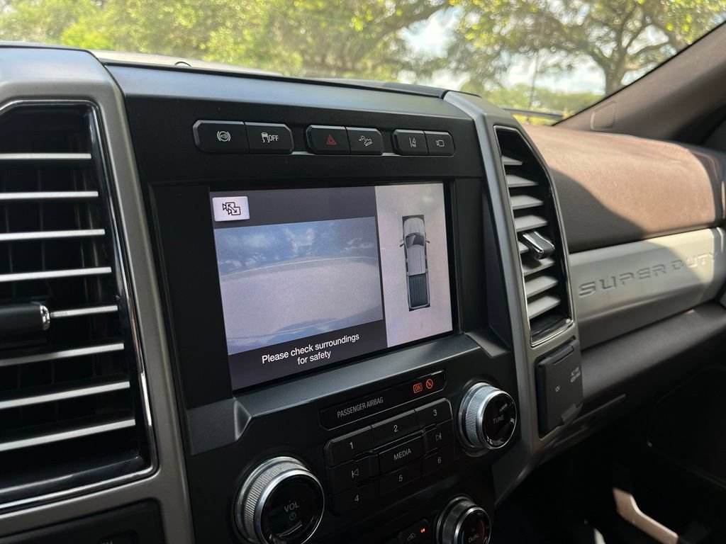 Used 2019 Ford F250 King Ranch w/ King Ranch Ultimate Package AWD/4WD image 19