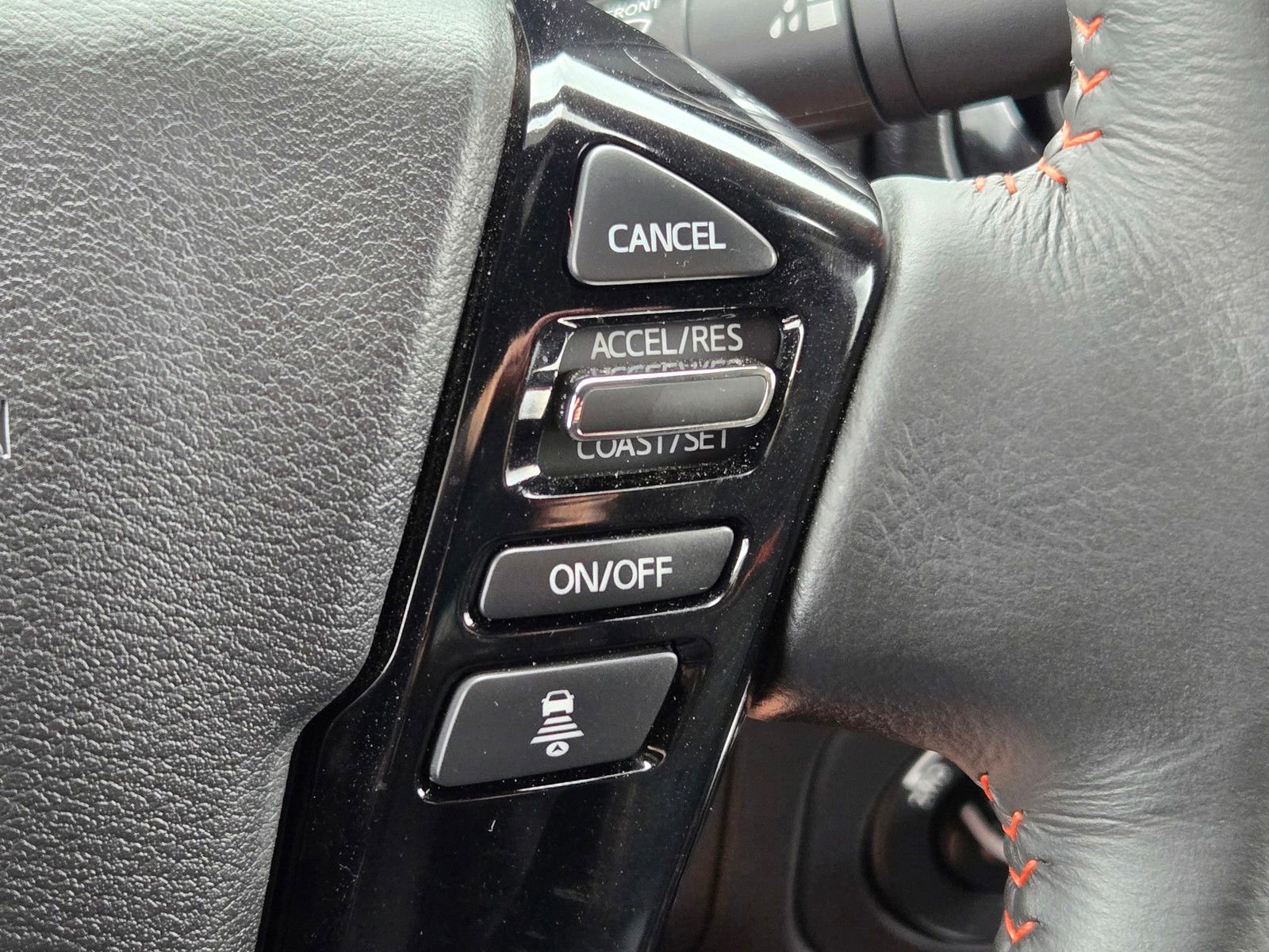 Used 2025 Nissan Frontier PRO-4X w/ Interior Protection Package AWD/4WD image 31