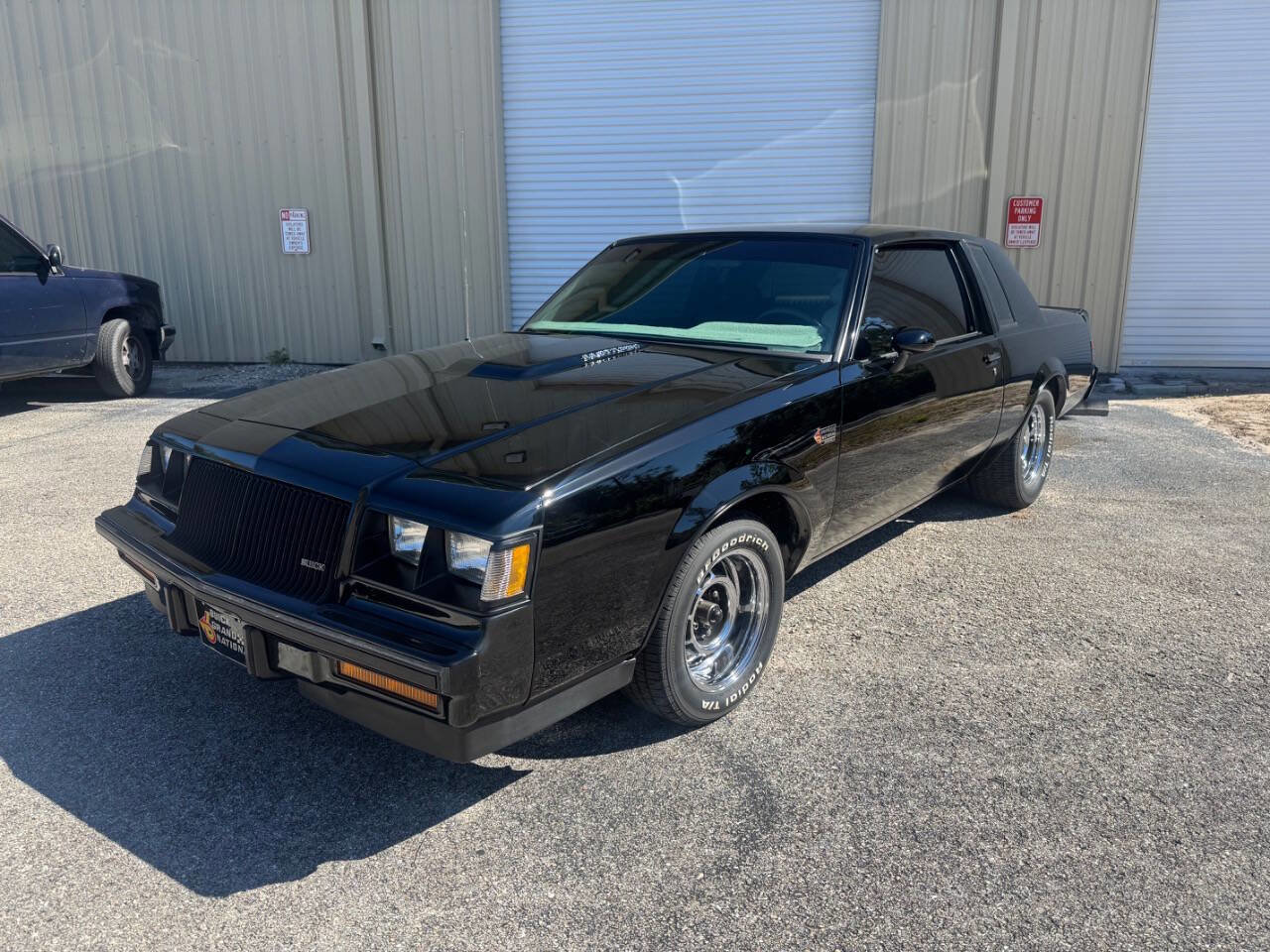 Used 1987 Buick Regal Coupe image 3