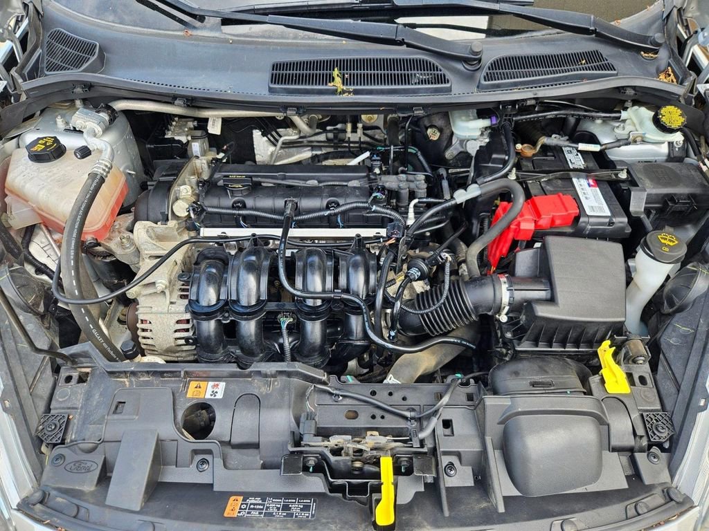 Used 2016 Ford Fiesta SE FWD image 31