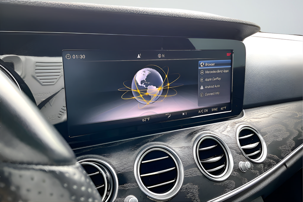 Used 2018 Mercedes-Benz E 300 image 22