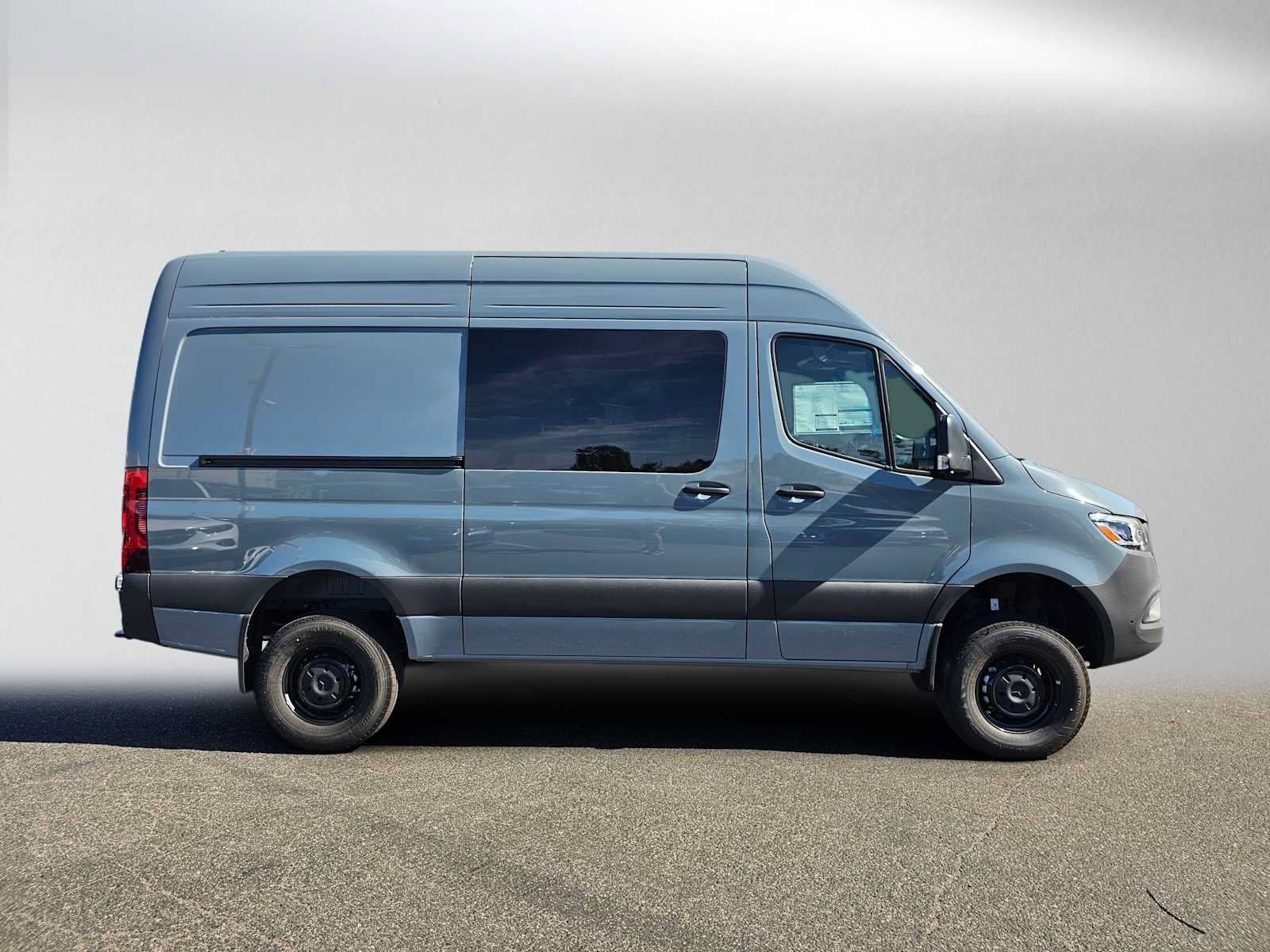 New 2026 Mercedes-Benz Sprinter 2500 image 2