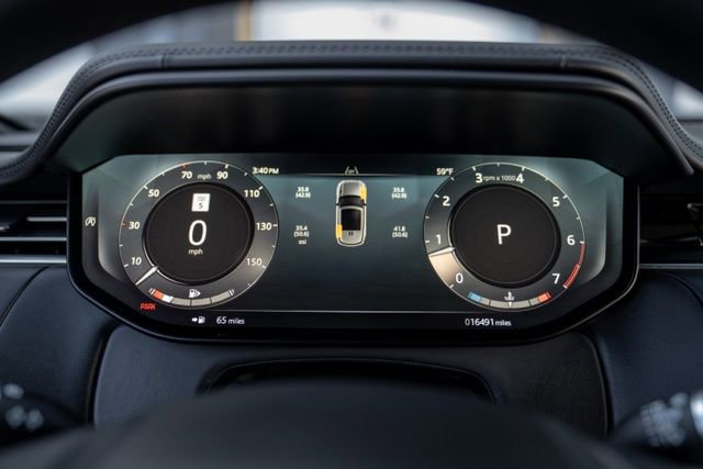 Used 2024 Land Rover Range Rover Sport SE image 30
