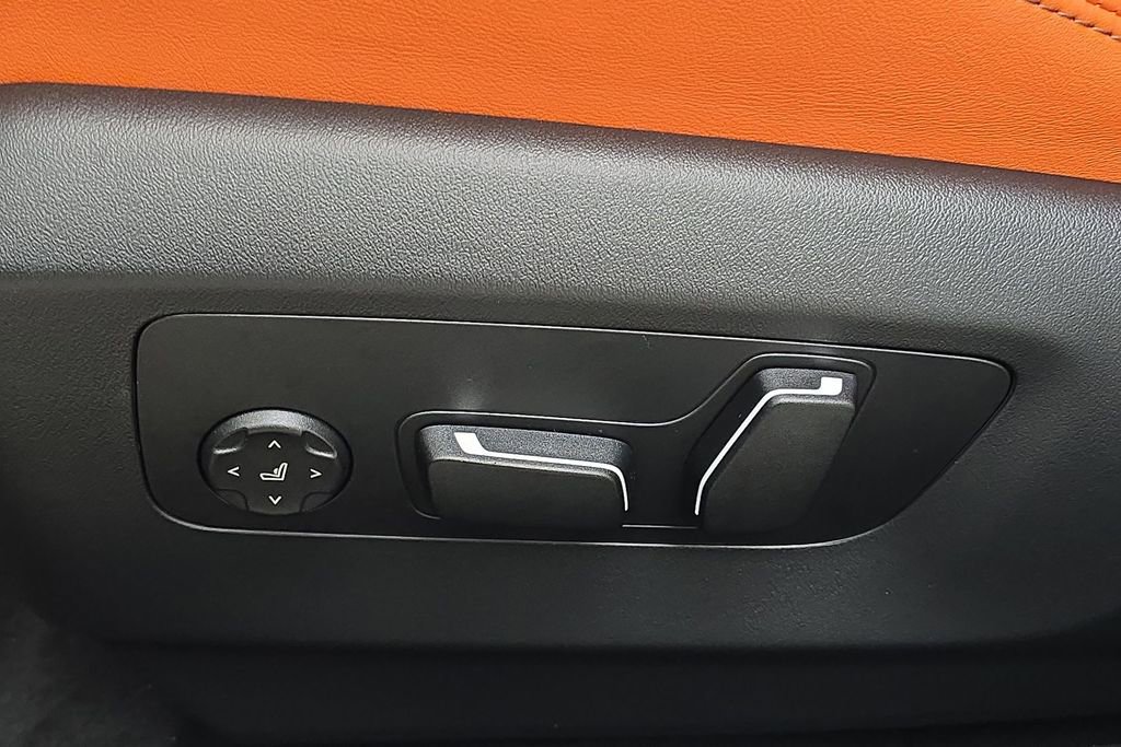 New 2026 BMW M5 w/ Carbon Package image 13