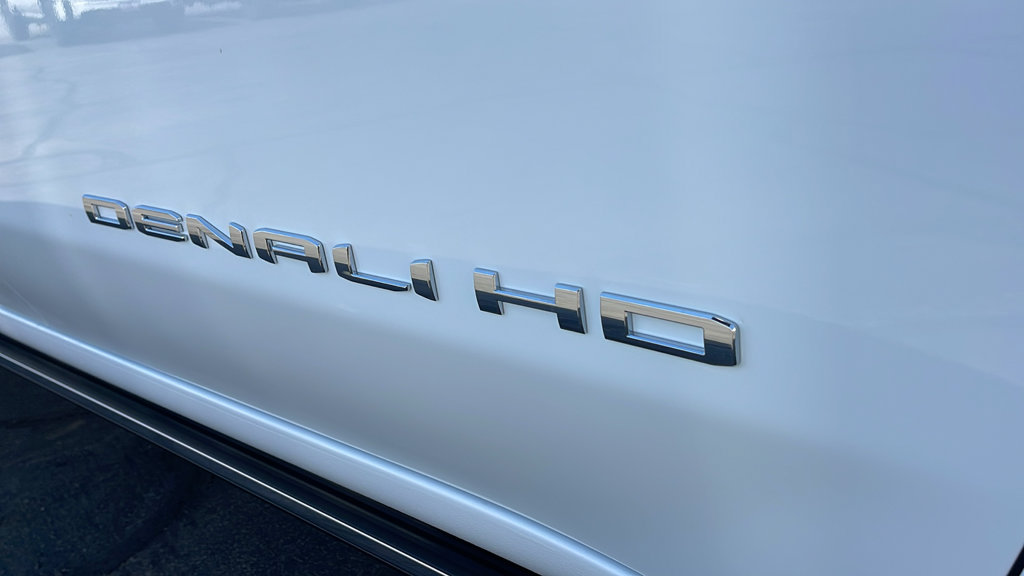 New 2026 GMC Sierra 3500 Denali Ultimate AWD/4WD image 10