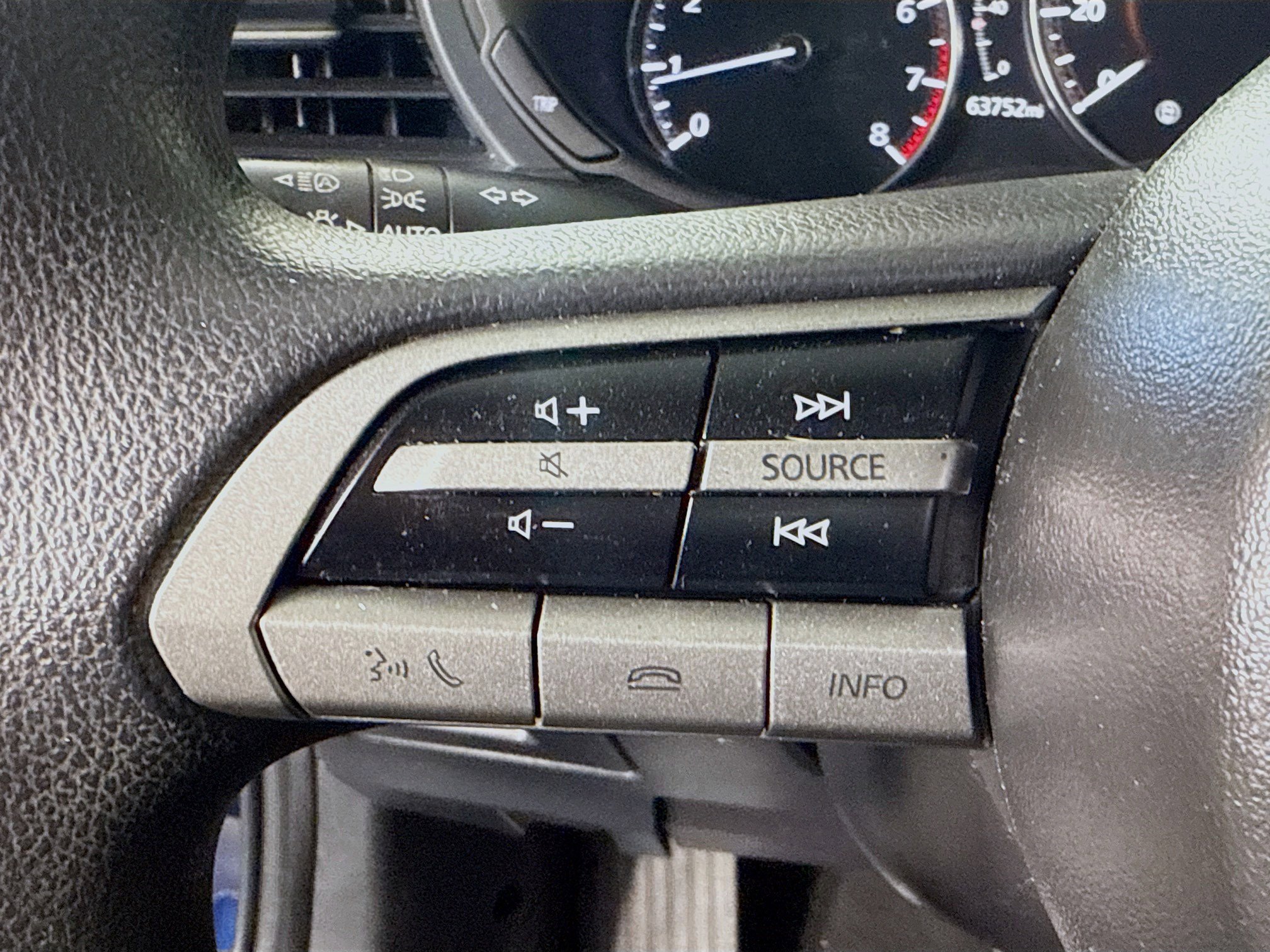 Used 2021 MAZDA CX-30 FWD 2.5 S image 14