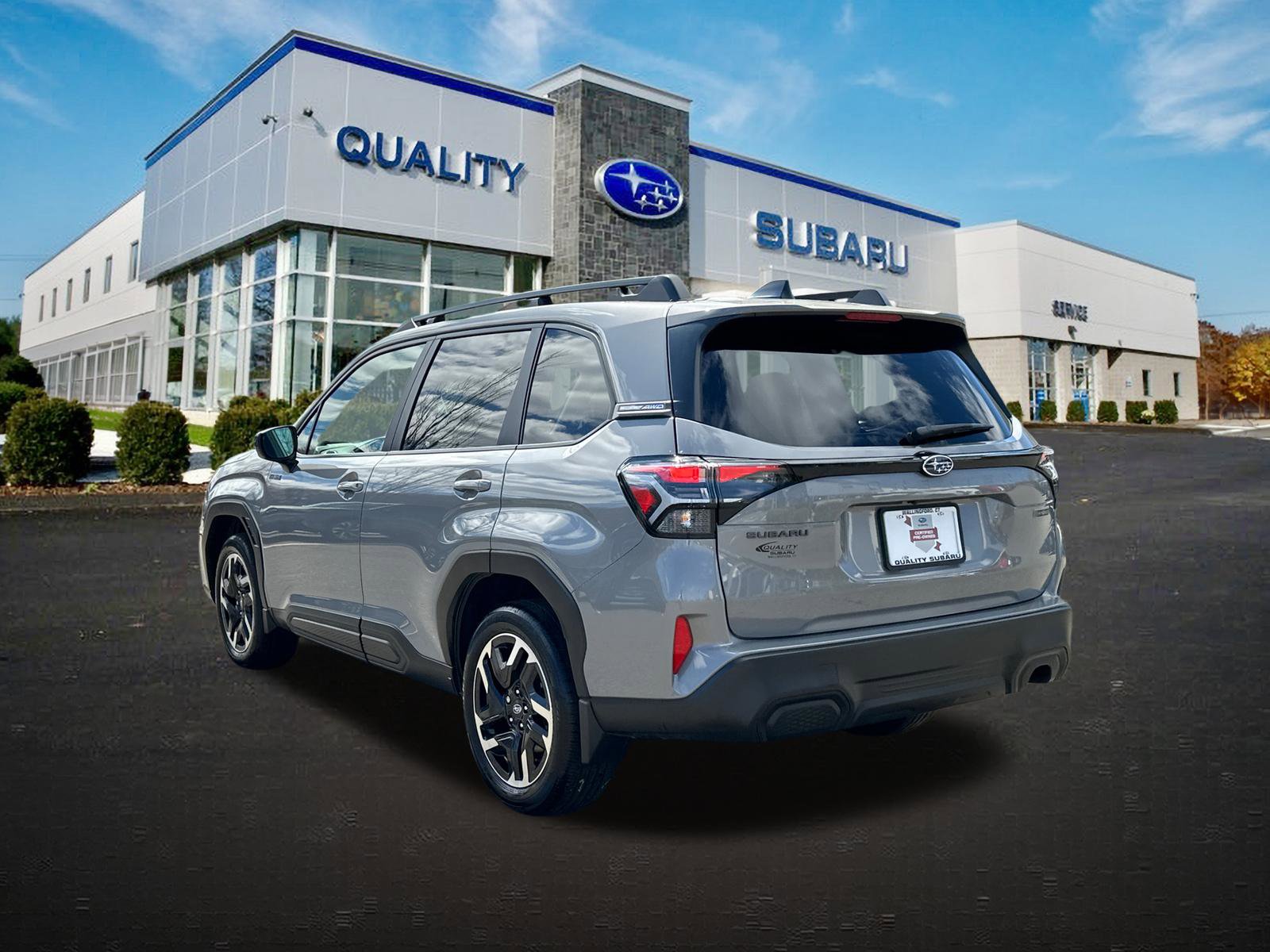 Certified 2025 Subaru Forester Premium AWD/4WD image 2